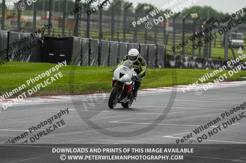 donington no limits trackday;donington park photographs;donington trackday photographs;estoril;event digital images;motorbikes;no limits;no limits trackdays;peter wileman photography;portugal;trackday;trackday digital images;trackday photos